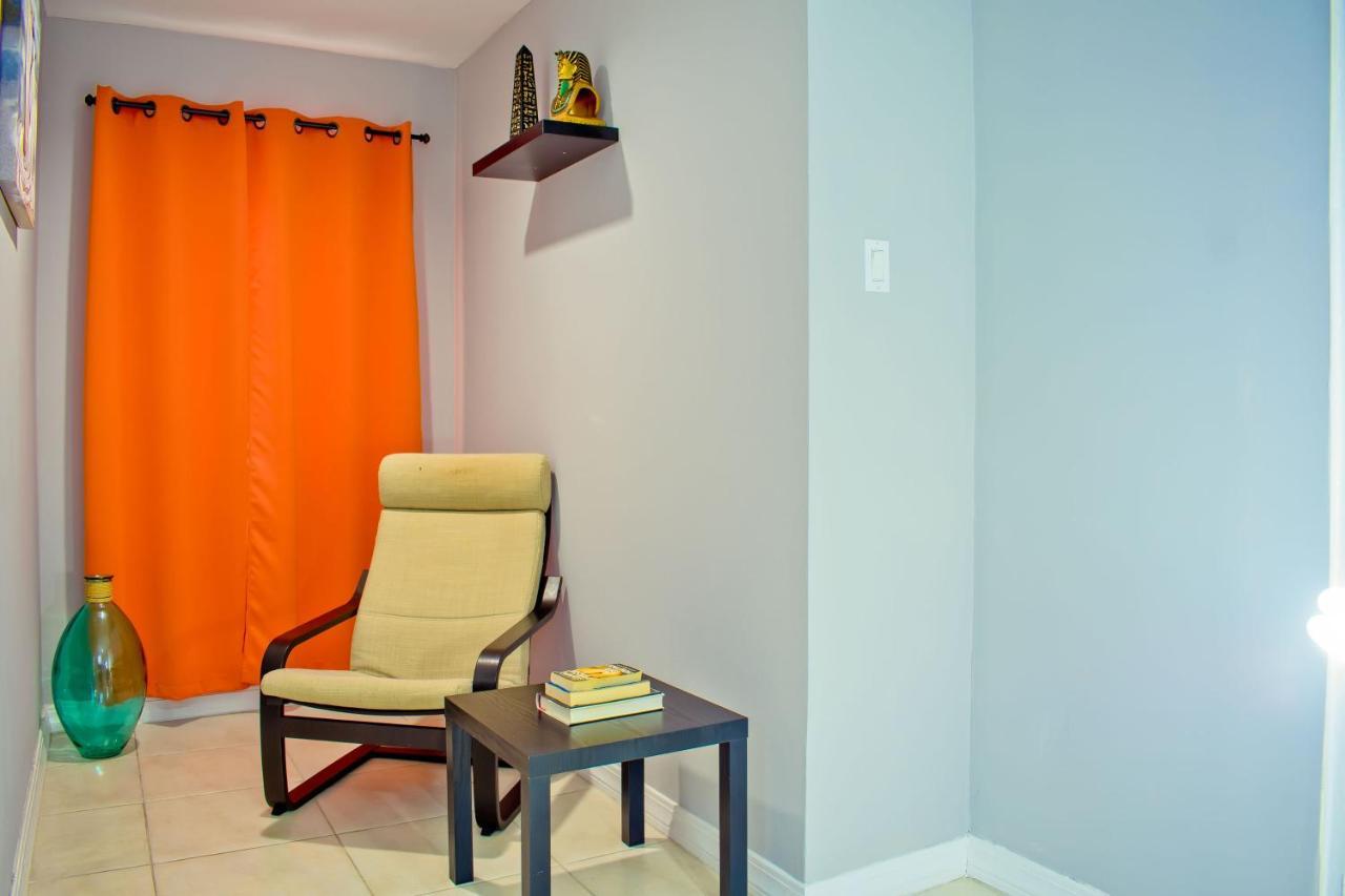 Donhead New Kingston Apt 5 ภายนอก รูปภาพ