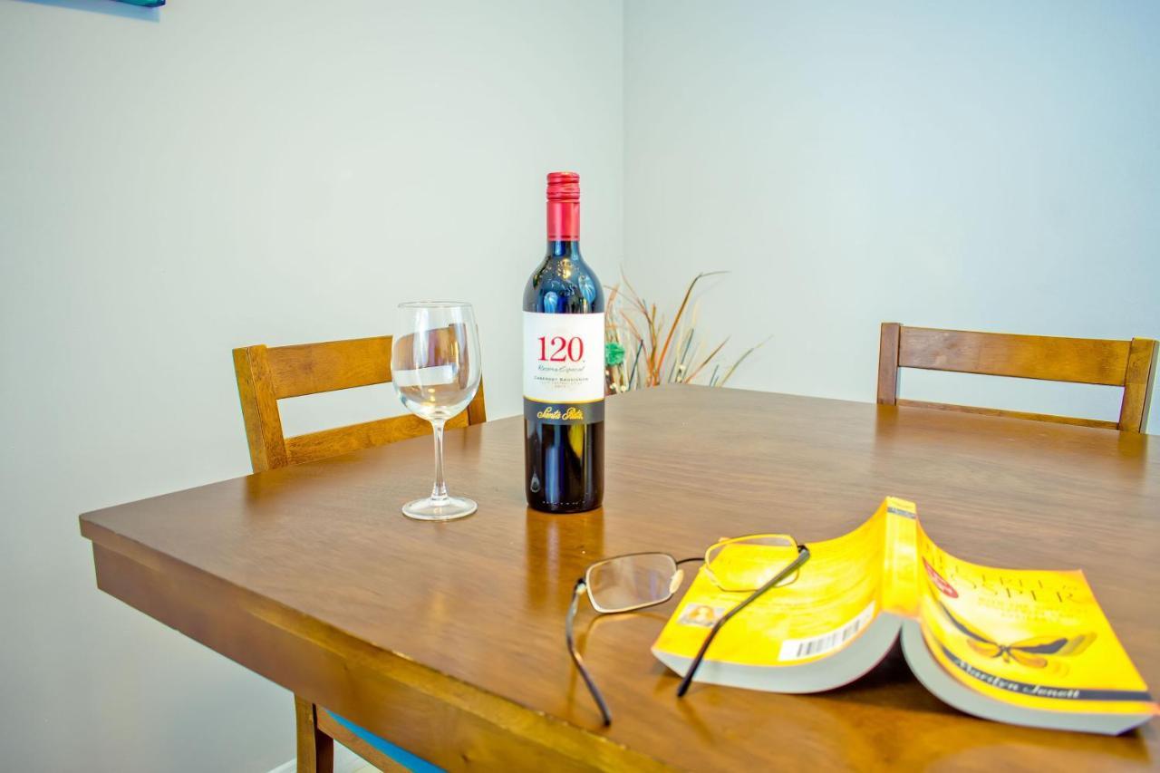 Donhead New Kingston Apt 5 ภายนอก รูปภาพ